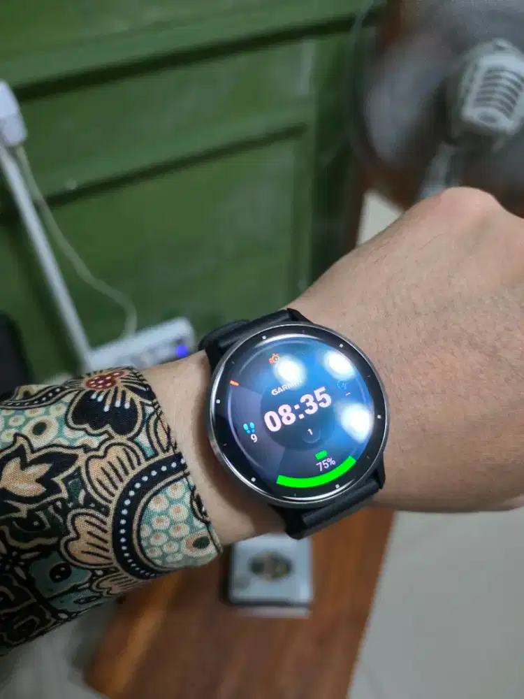 Garmin Venu 3 baru 2 kali pakai sejak pembelian juni 2026 mulus TAM