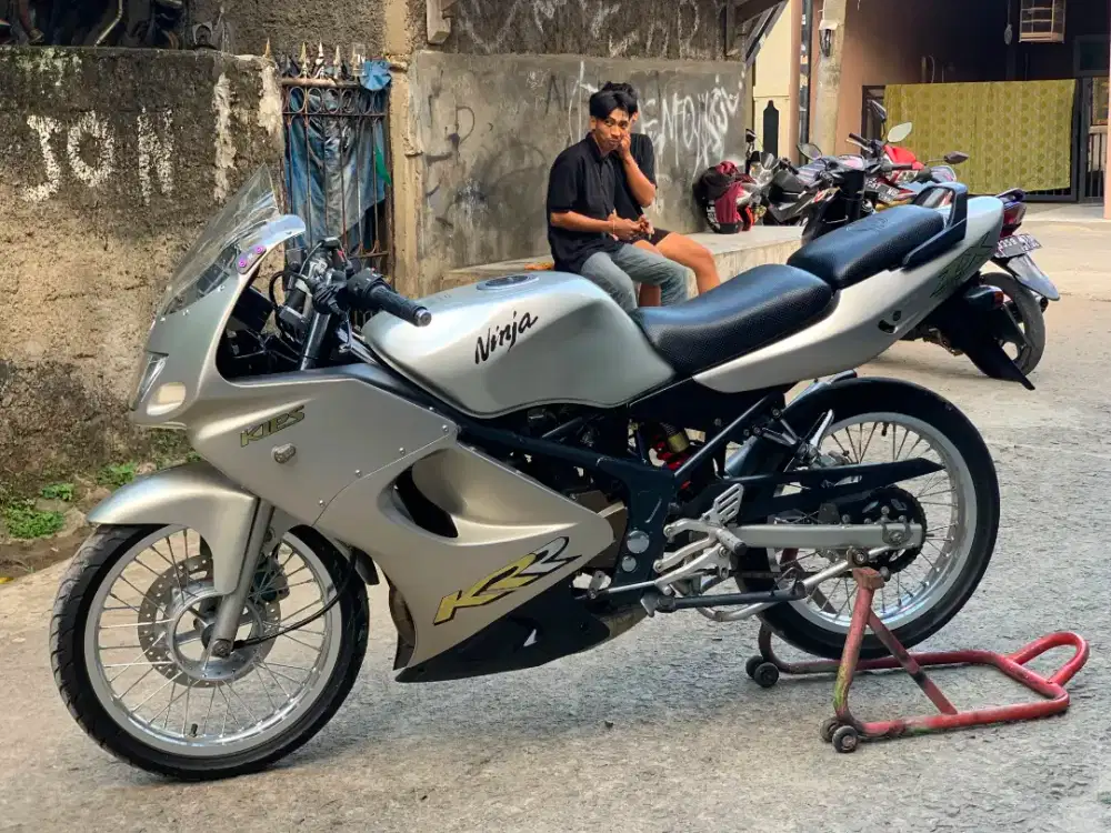 Ninja RR Old 2011 warna asli hijau