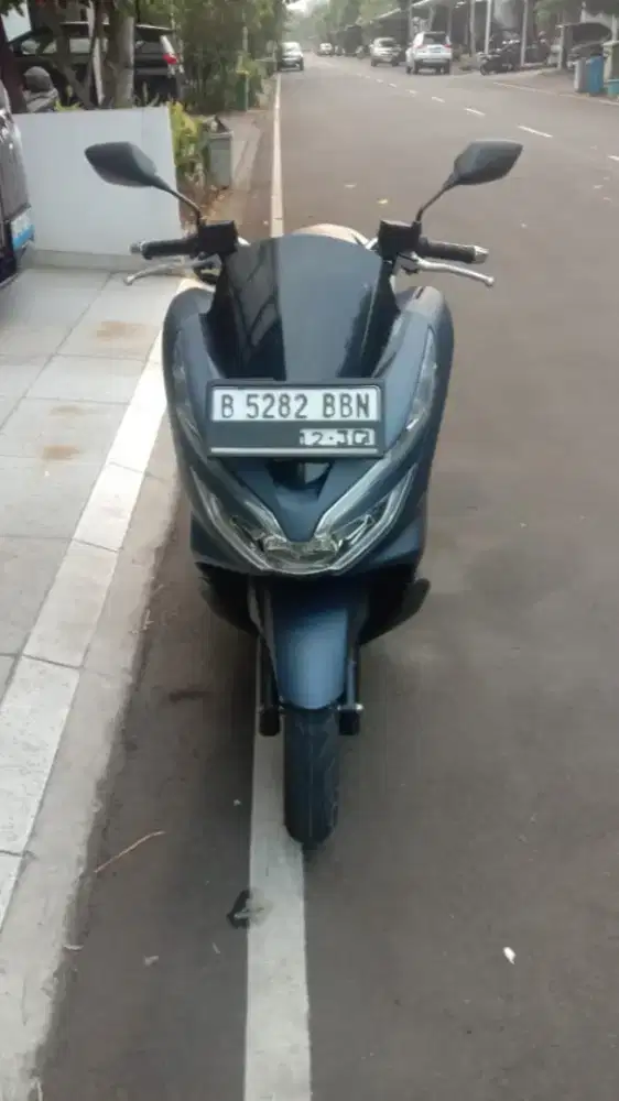 DIJUAL HONDA PCX 2020 CBS 150CC MATIC BENSIN