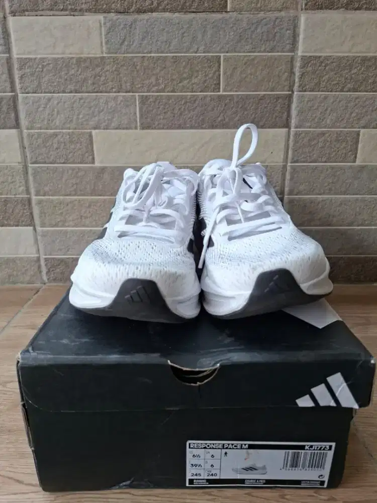 Sepatu adidas response pace shoes lari running