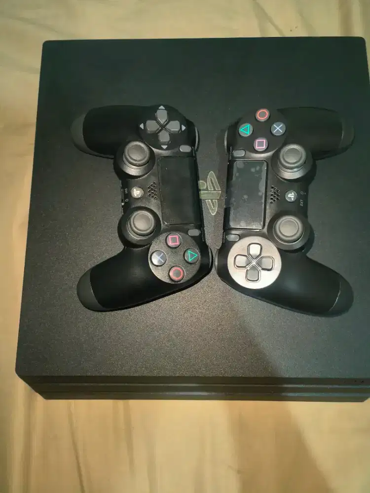 PS 4 PRO ORIGINAL 1TB SERI 71