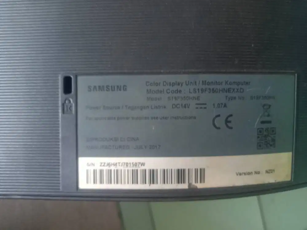 monitor lcd samsung LS19F 19inch wide masih lumayan keneh