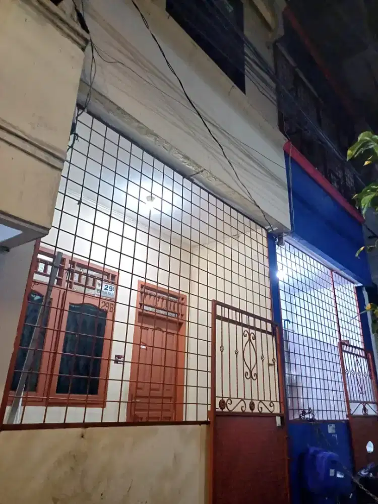 Disewakan rumah di Jelambar, jak- bar
