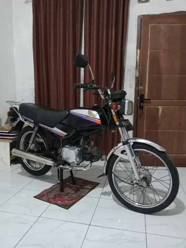Honda win 100 lengkap
