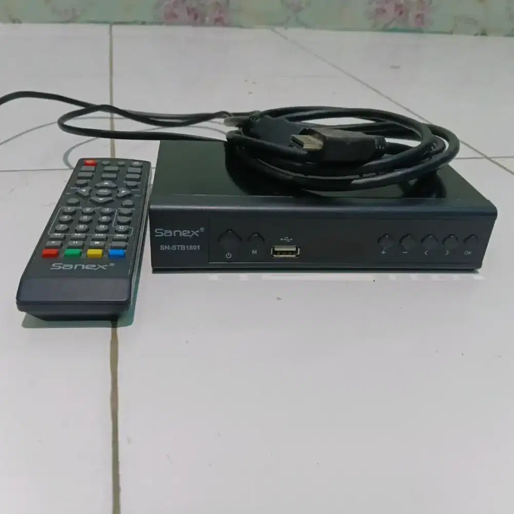 Jual tabung gas blue gaz isi 5,5kg dan set top box merk Sanex