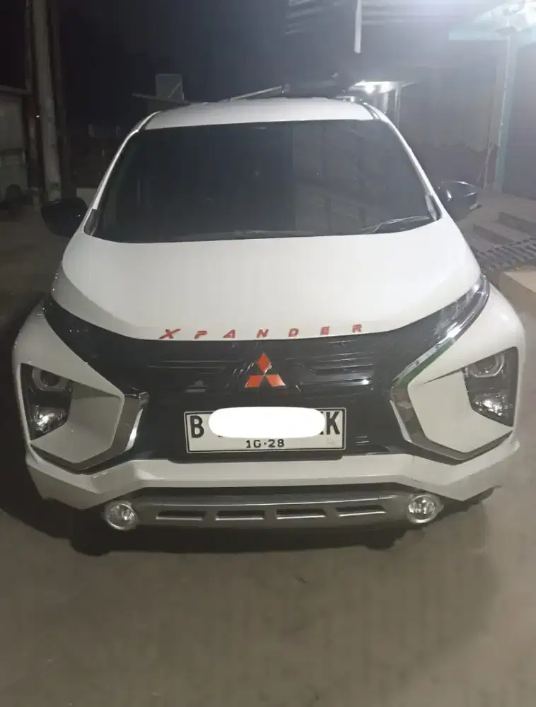 Mobil xpander ultimate 2018