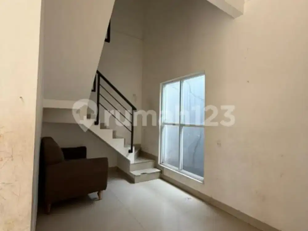 Dibawah Harga Pasar !!! Rumah Murah Cisaranten Kulon Arcamanik Endah Dekat Antapani Bandung