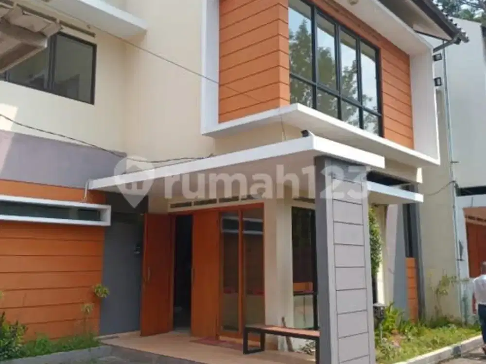 Villa 2 Lantai Lembang Bandung