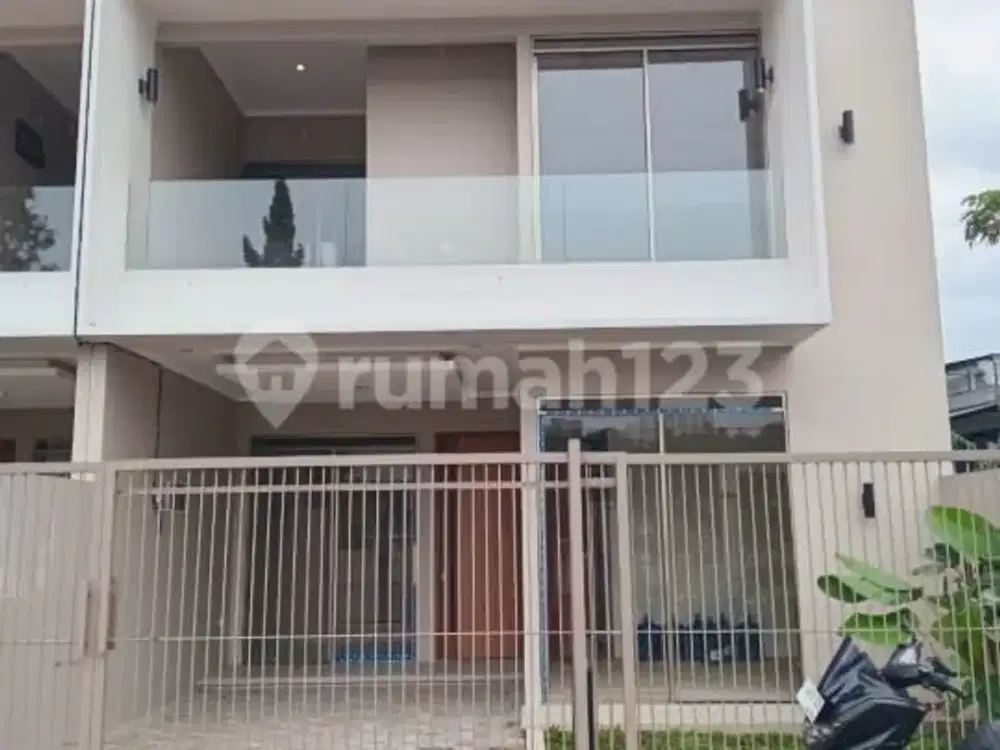 Rumah Baru Cigadung Dekat Dago, Cikutra Bandung