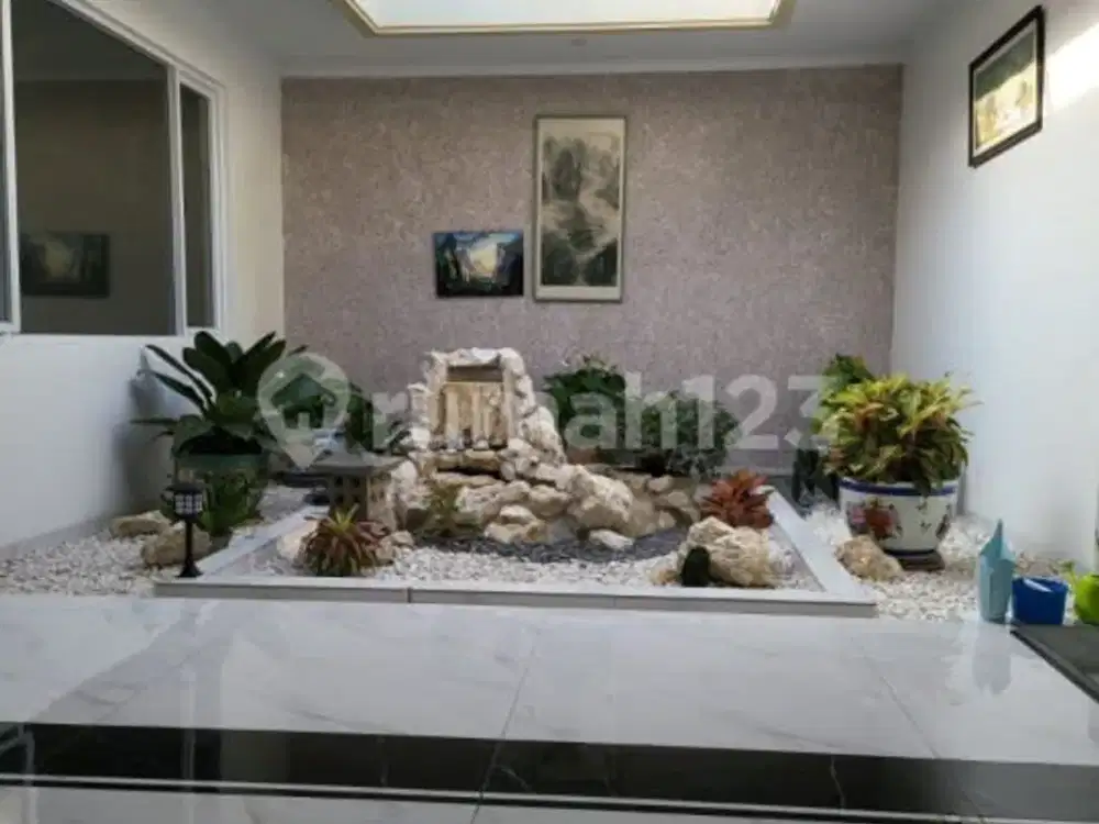 Rumah Mewah Luas Setiabudi Regency Sersan Bajuri Dekat Pondoj Hijau Bandung
