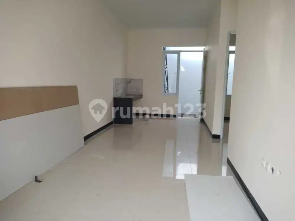 Rumah Baru Taman Kopo.indah 3 Blok E Dekat Tol Margaasih Bandung