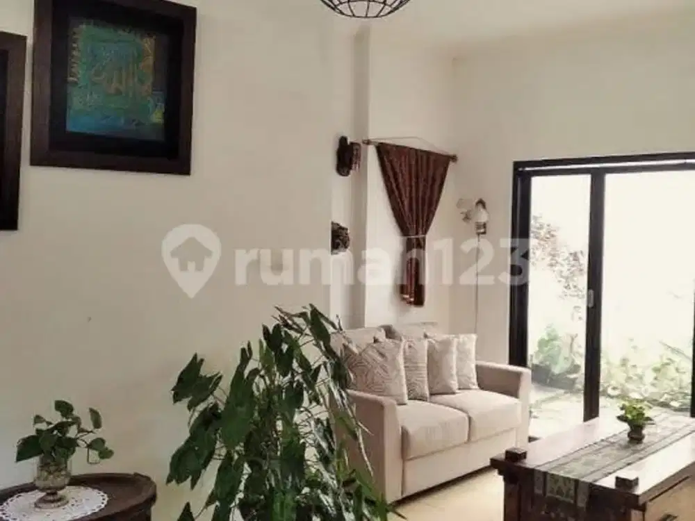 Rumah Sejuk Asri Ciwaruga Dekat Gegerkalong , Pondok Hijau Bandung
