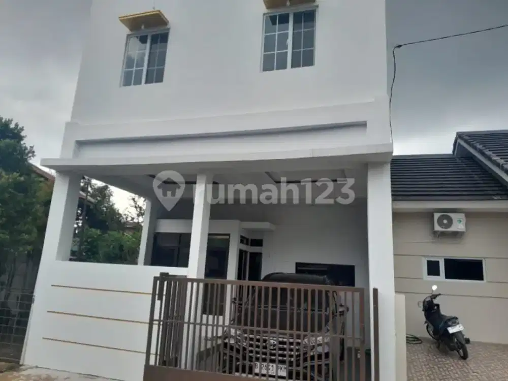 Rumah 2 Lantai Pinus Regency Dekat Cisaranten Soekarno Hatta Bandung