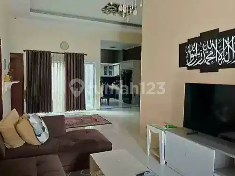 Rumah Puri Dago Antapani Dekat Arcamanik Bandung