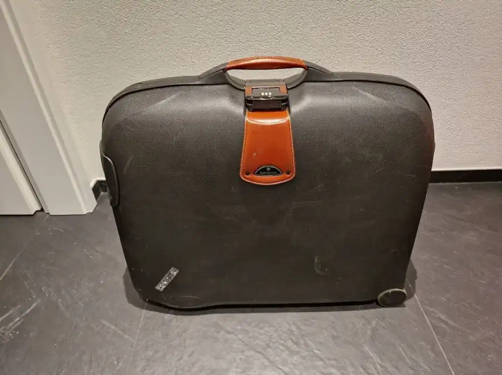 koper klasik vintage Samsonite