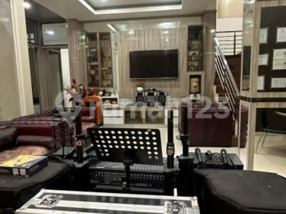 Rumah Semi Furnished Ciwaruga Dekat Gegerkalong Bandung Barat