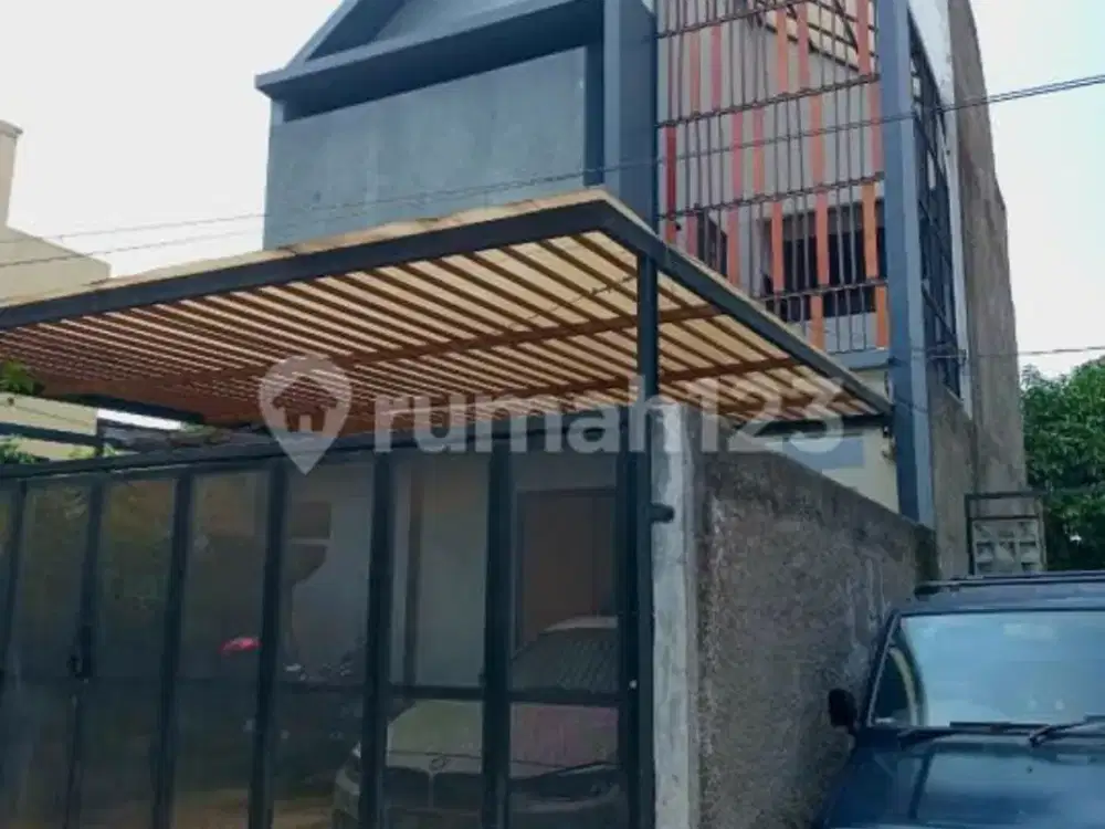 Rumah Bagus Keren Dekat Kampus Polban Sarijadi Bandung