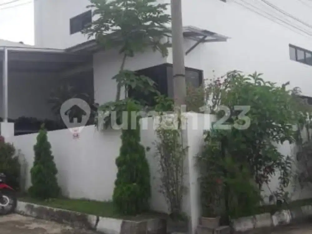 Rumah Hook Cihanjuang Dekat Sariwangi, Ciwaruga Bandung
