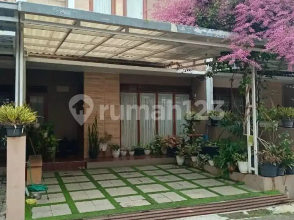 Rumah Minimalis Bagus Ciwaruga Dekat Sarijadi, Gegerkalong Bandung