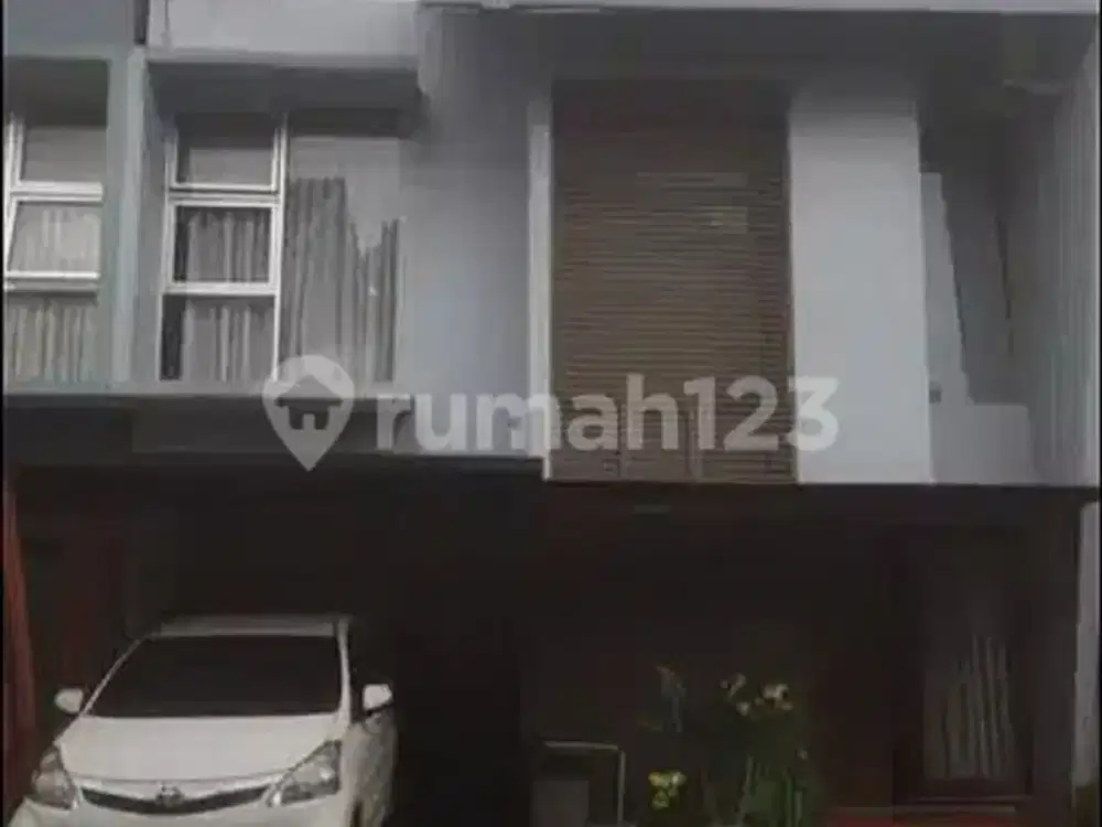 Rumah Minimalis Cigadung Dekat Cikutra, Dago Bandung