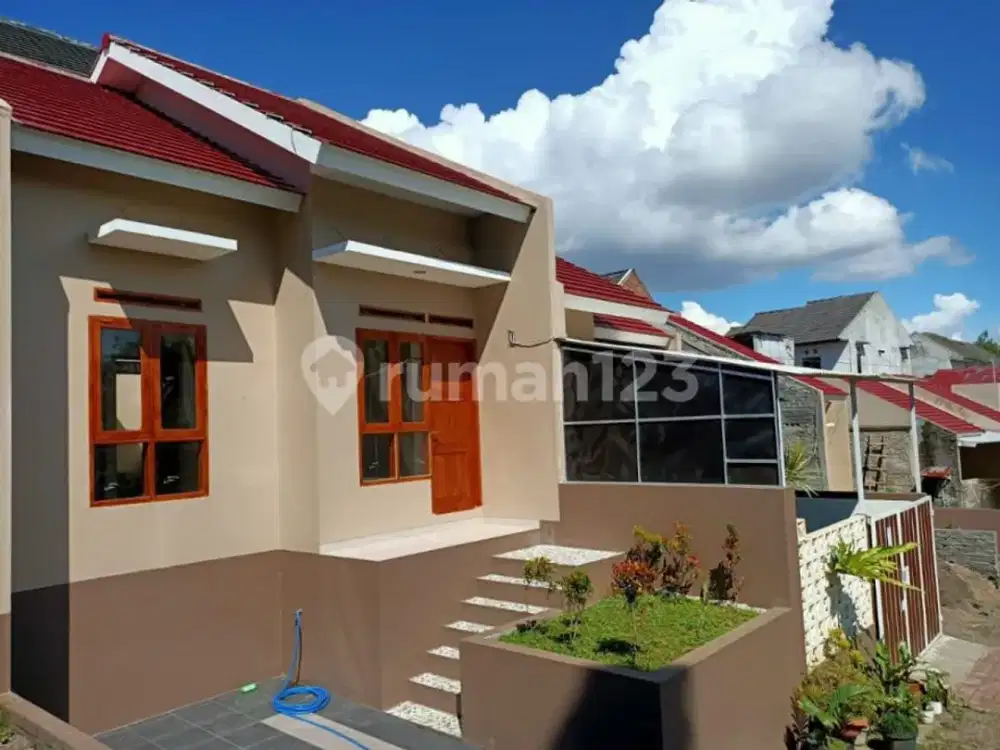 Rumah Baru Sariwangi Dekat Ciwaruga , Gegerkalong Bandung