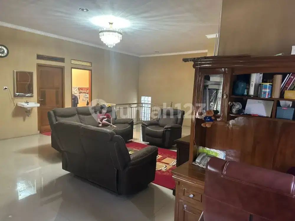 Rumah mewah komplek bumi cibiru cileunyi dekat cipadung ujungberung bandung