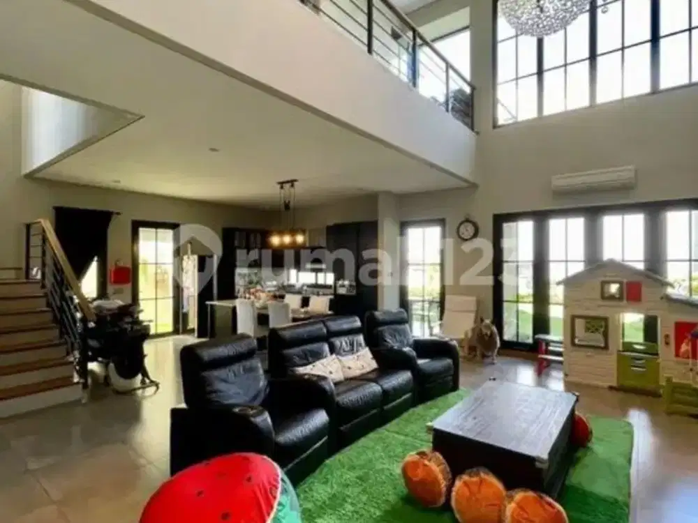 Rumah mewah budi indah setiabudi dekat cipaku bandung