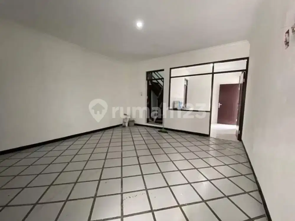 Rumah minimalis turangga dekat gatot subroto, buah batu band