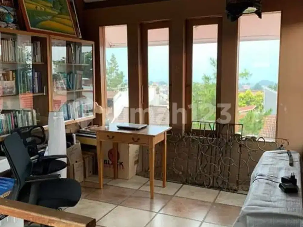 Rumah pondok hijau dekat gegerkalong, setiabudi bandung