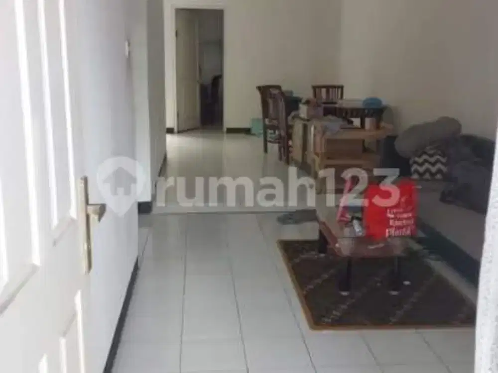 Rumah Sariwangi dekat cihanjuang, gegerkalong bandung
