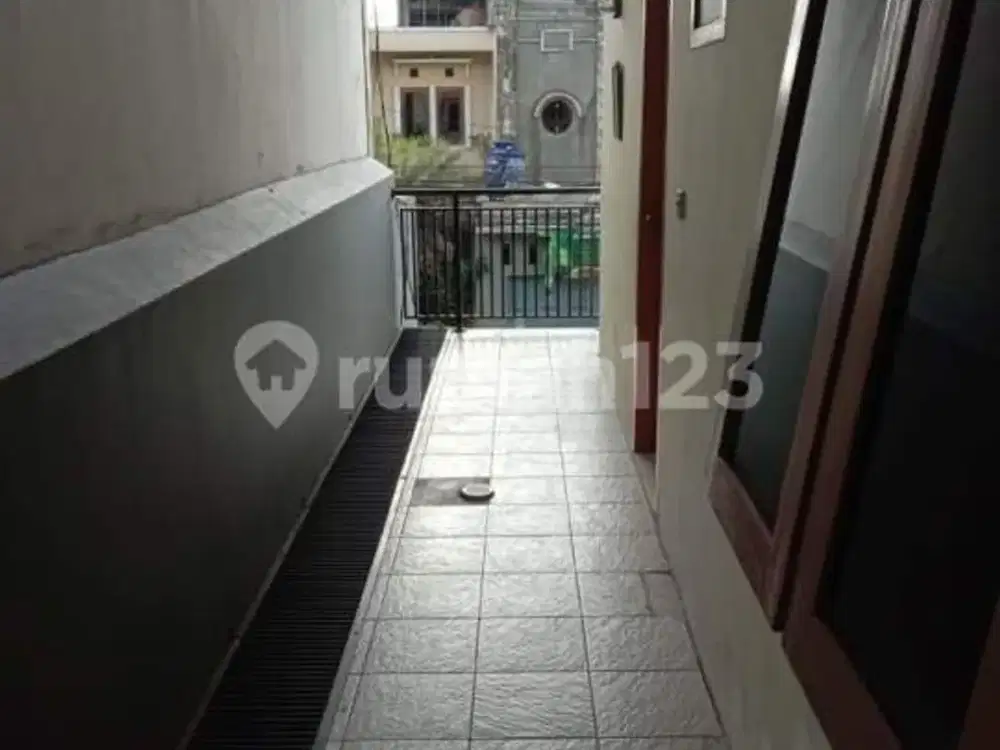 Rumah kontrakan/kost dan kios ciwaruga dekat gegerkalong