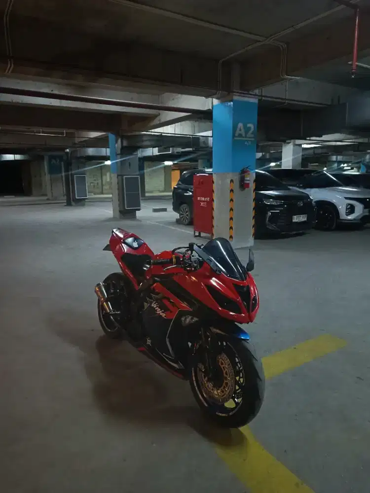 ninja 250 fi 2013 ABS sepesial edition