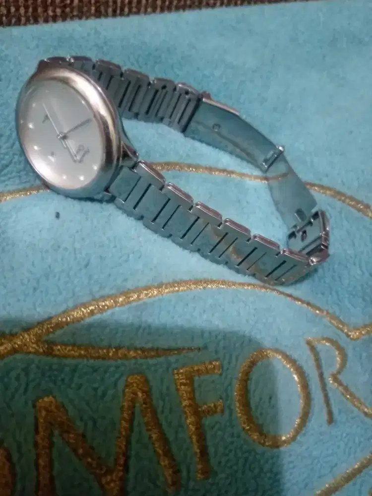 Jam tangan wanita Alexander Christie normal