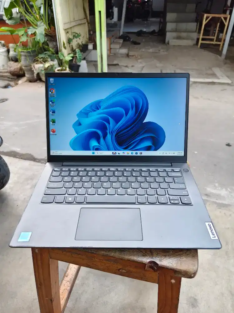 laptop Lenovo V14 G2 Siap Pakai like New