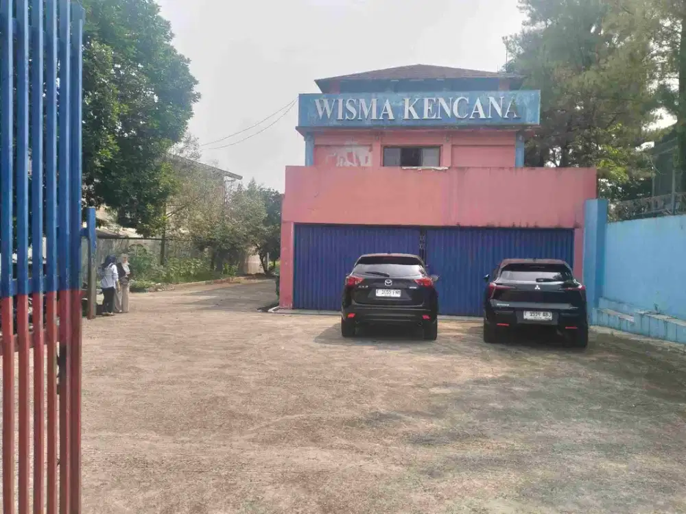 Jual dan Sewa Bangunan Komersiil Sangat Strategis di Jalan Raya Cibinong.