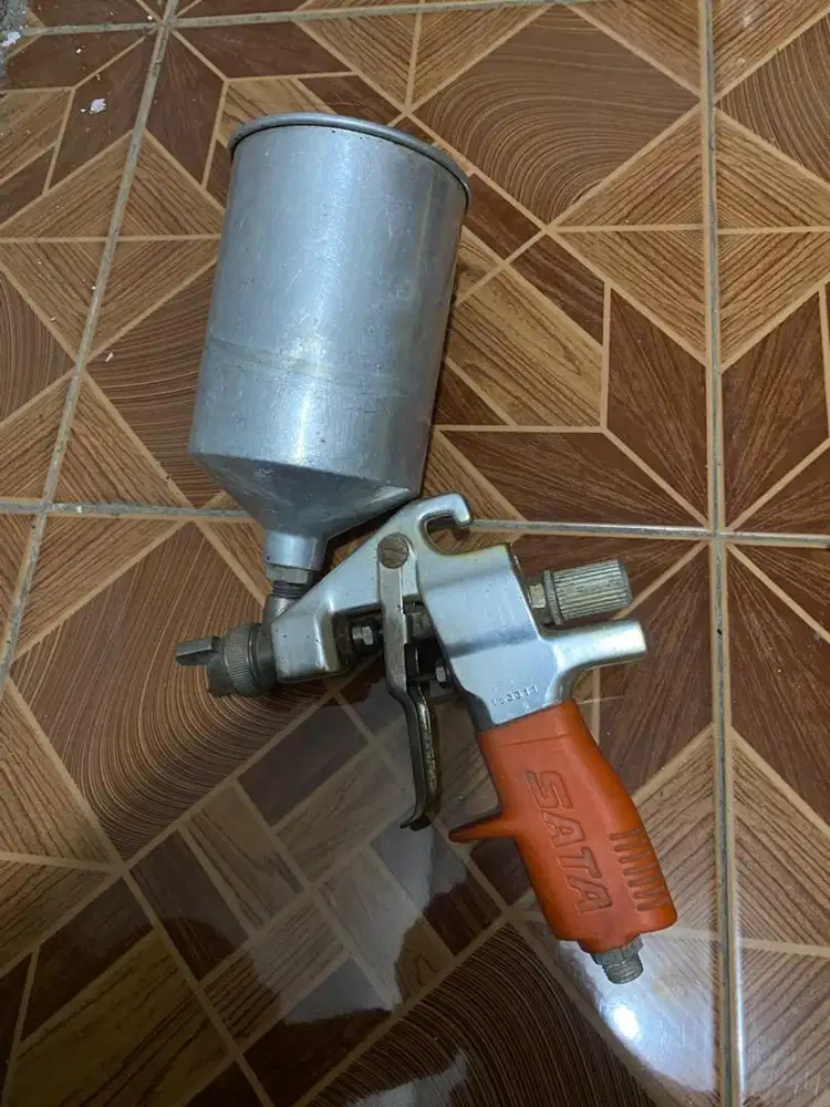 Spray gun sata klasik
