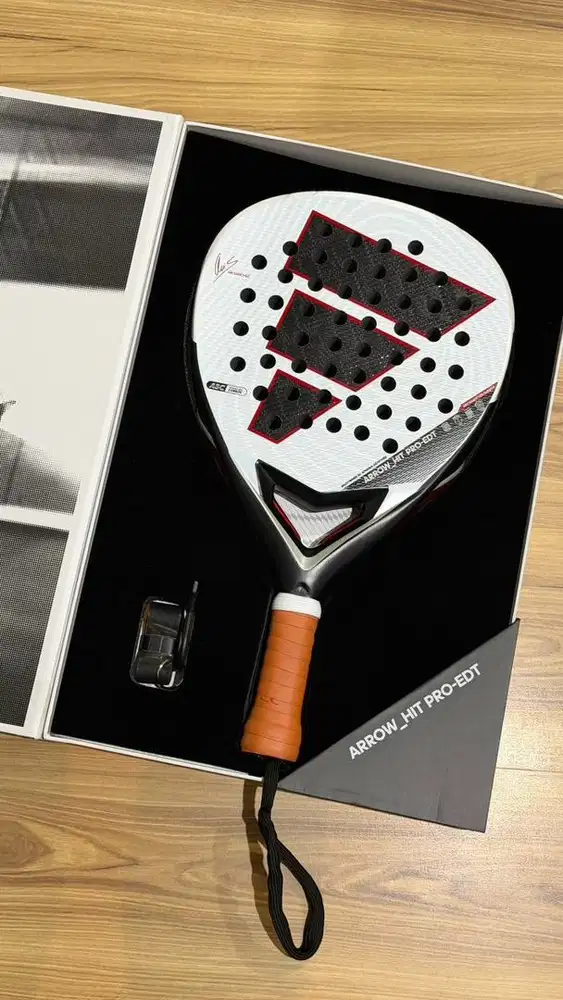 Adidas Arrow Hit Pro EDT 2026 Raket Padel