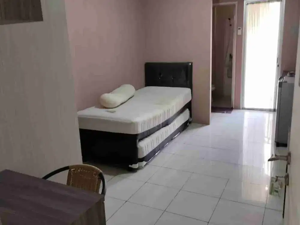 jual murah apartemen green palace studio tipe besar shm furnished tower depan view taman/kolam renang kalibata city