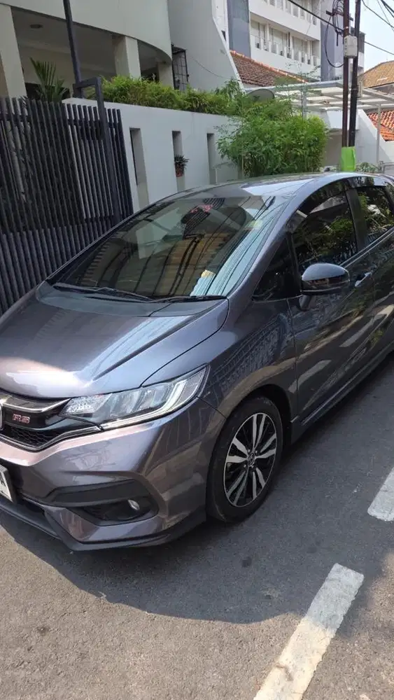 Honda Jazz GK5 MT Low KM !! Harga Cash