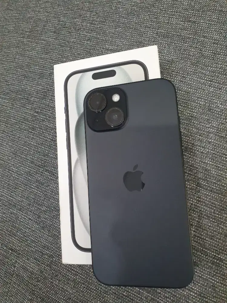 Iphone 15 basic 128GB ibox mulus lengkap