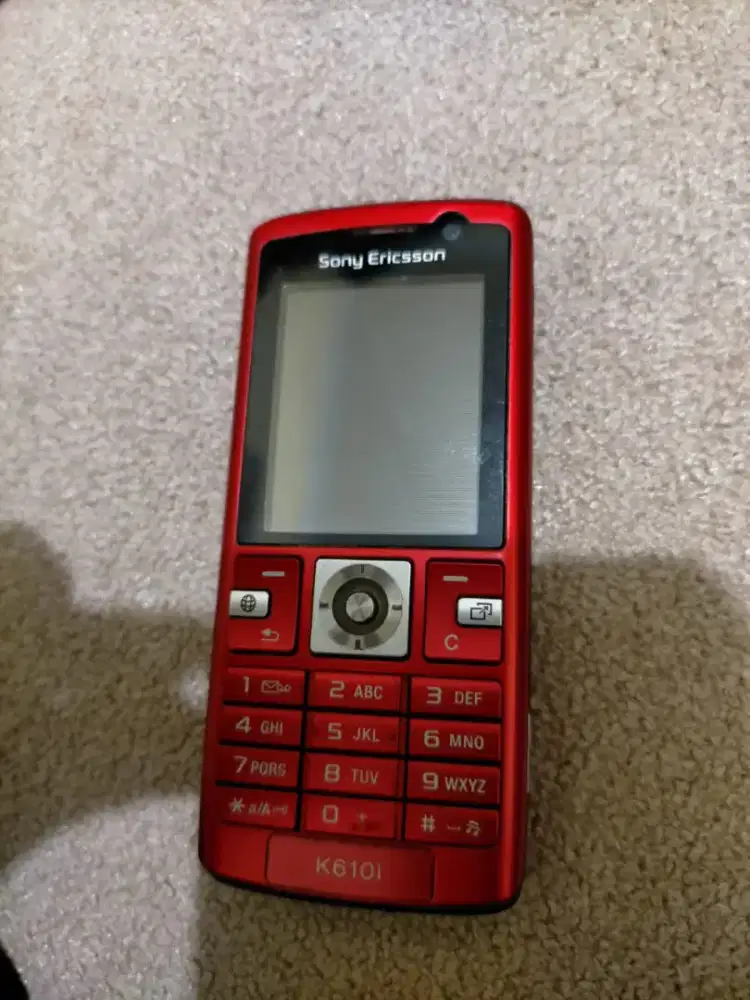 Sony Ericsson k610i