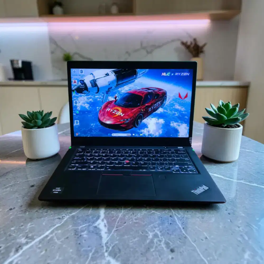 Laptop Lenovo TOUCHSCREEN Thinkpad X395 RYZEN 7 SSD 256Gb RAM 8Gb SLIM