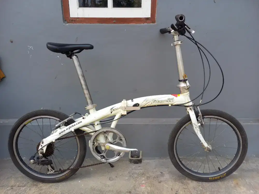 Sepeda Lipat Evergreen EG-320