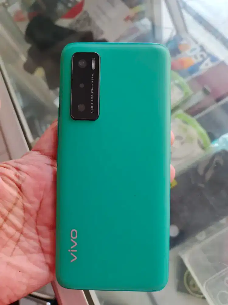 Vivo v20se ram 4/128 batangan