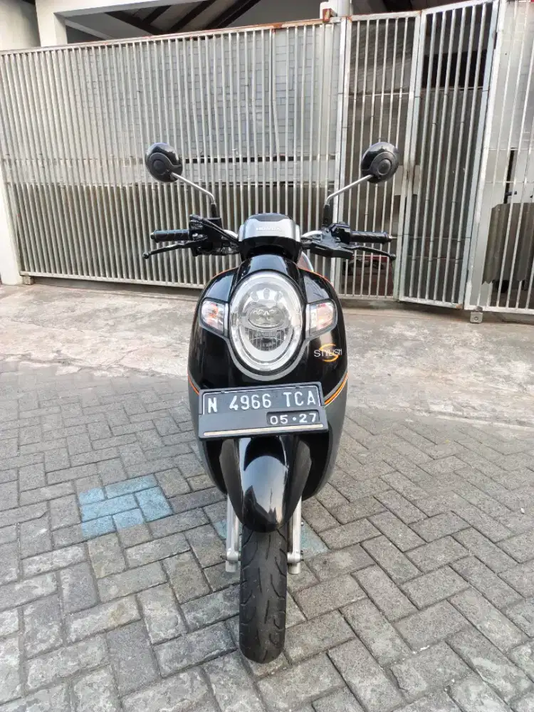 Scoopy Stylish 2017
