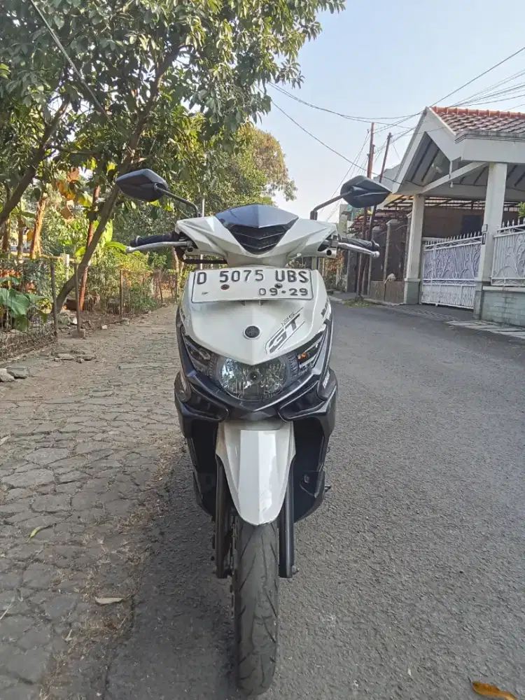 YAMAHA XEON GT 125 TAHUN 2014 MULUS MESIN BAGUS LOKASI KIRCON