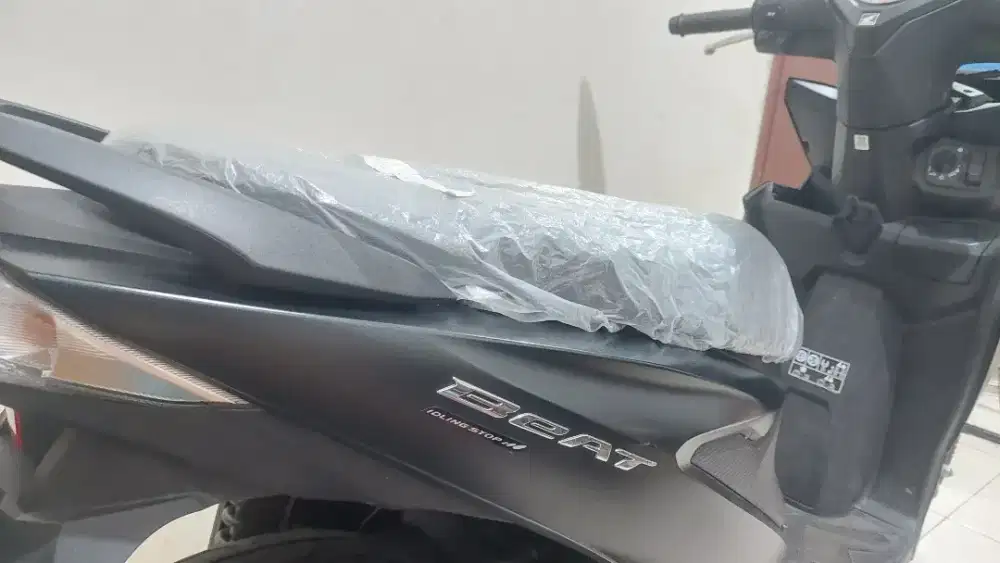 HONDA NEW BEAT DELUXE KEYLESS 2025 LOW KILOMETER