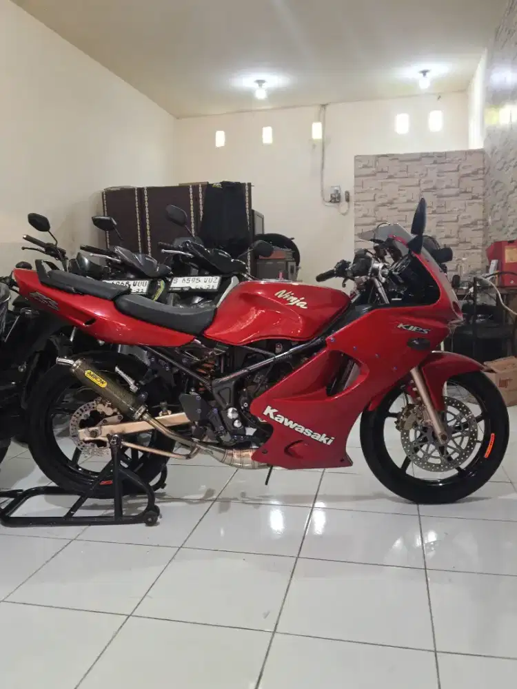 Kawasaki ninja rr old Trafford THN 2009