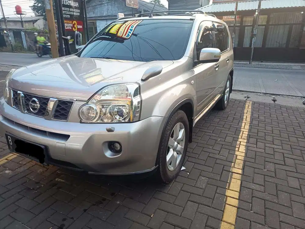 Nissan X-Trail 2010 Bensin