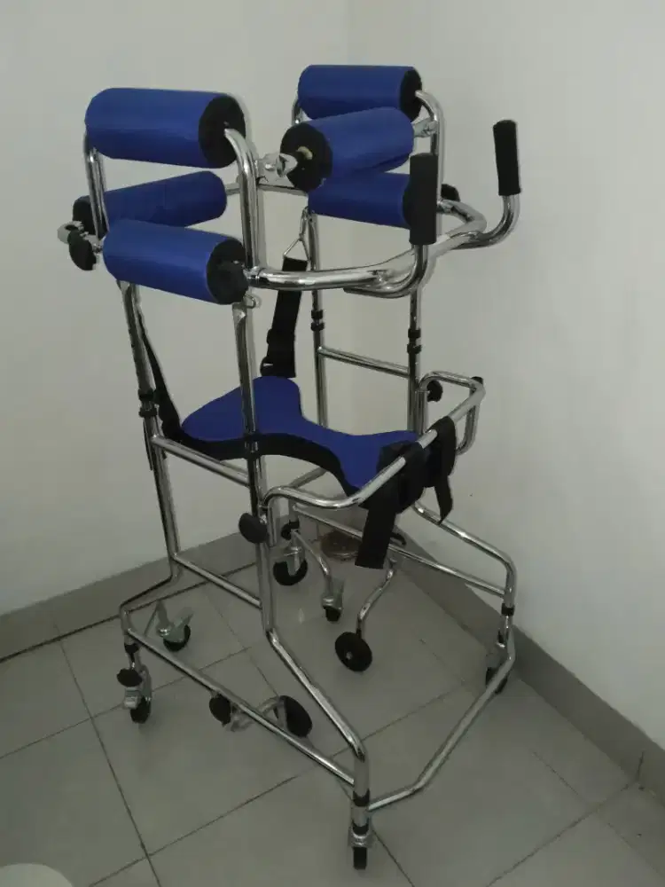 ALAT BANTU JALAN